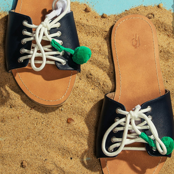 POMPONES Slippers